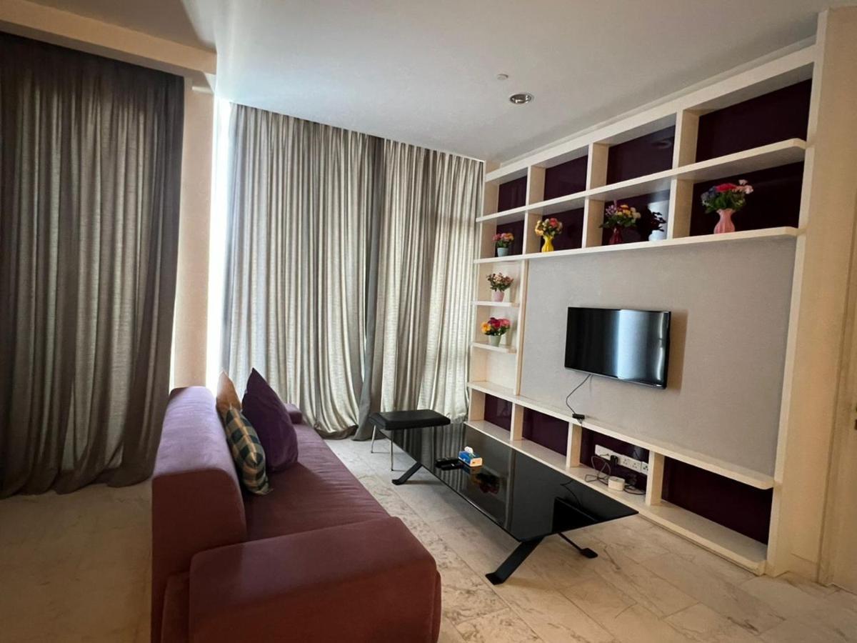 The Platinum Klcc By Cozy White Apartment Kuala Lumpur Exterior photo