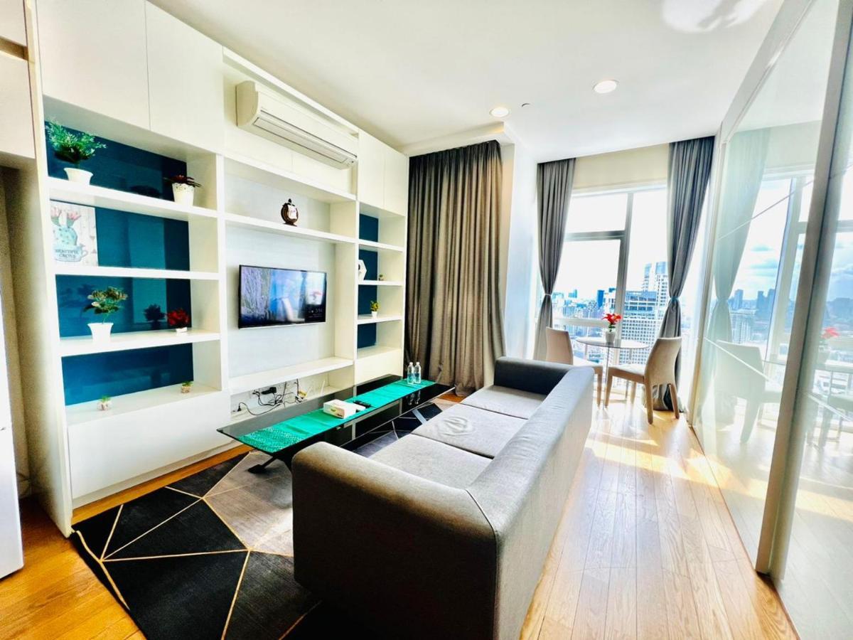 The Platinum Klcc By Cozy White Apartment Kuala Lumpur Exterior photo