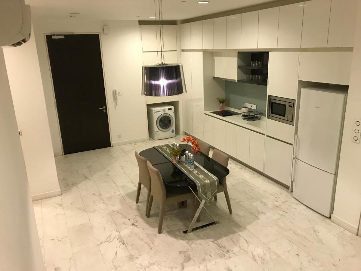 The Platinum Klcc By Cozy White Apartment Kuala Lumpur Exterior photo